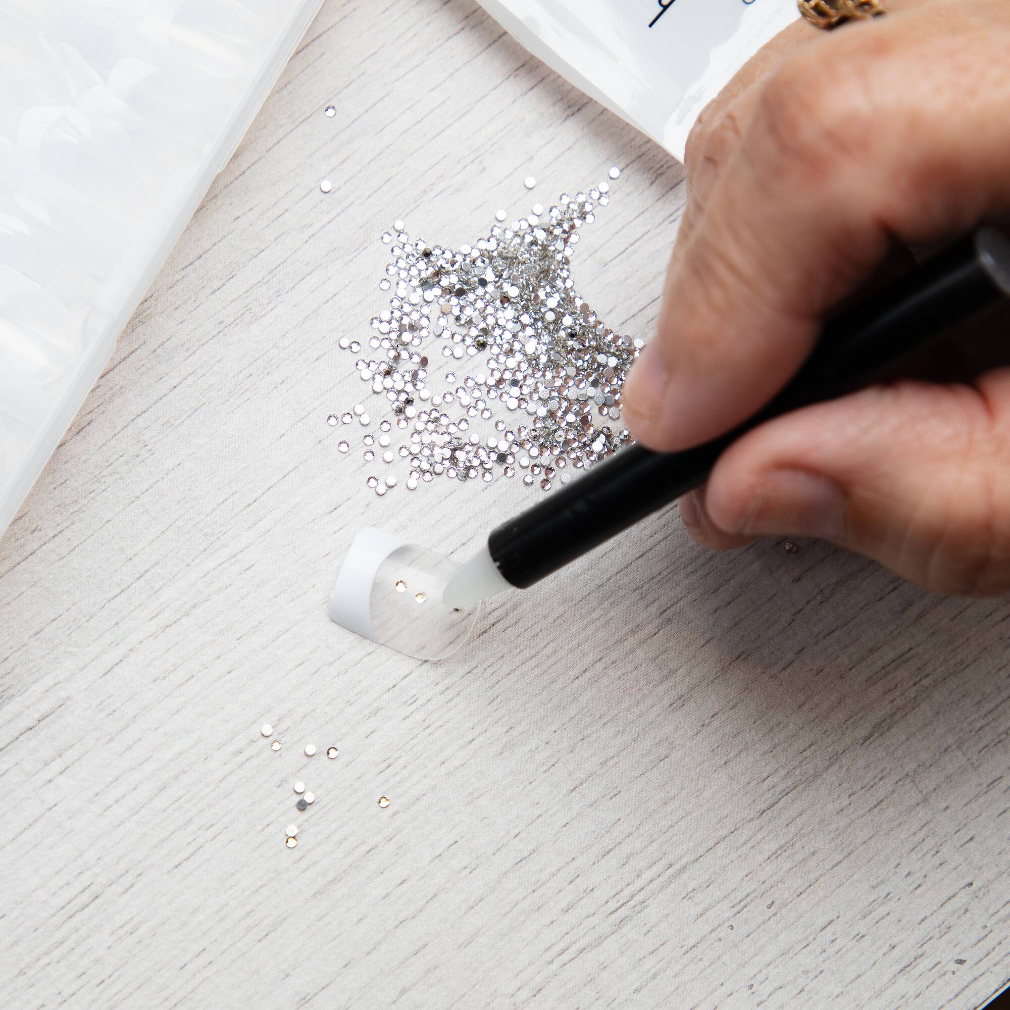 SS3 Glass Flatback Rhinestones by Bead Landing